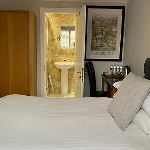 Autumn House 4*, Cambridge Storbritannien