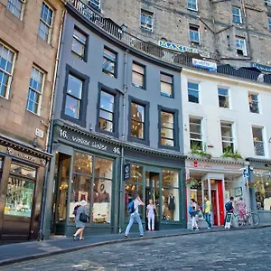Apartment Old Town View - Picture Perfect!, Edinburgh