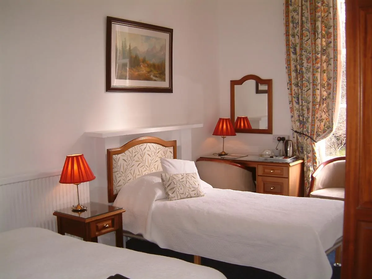 אדינבורו Terrace Hotel בריטניה
